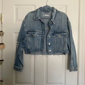 Zara Women's Distressed Blue Cropped Denim Jean Jacket 100% cotton size XL